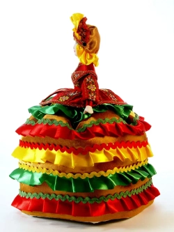 Кукла-грелка на чайник Русская красавица