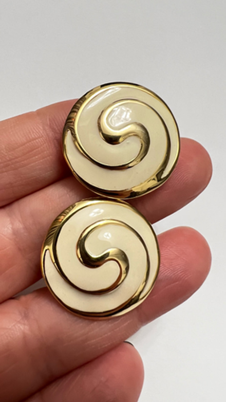 Клипсы цвета слоновой кости