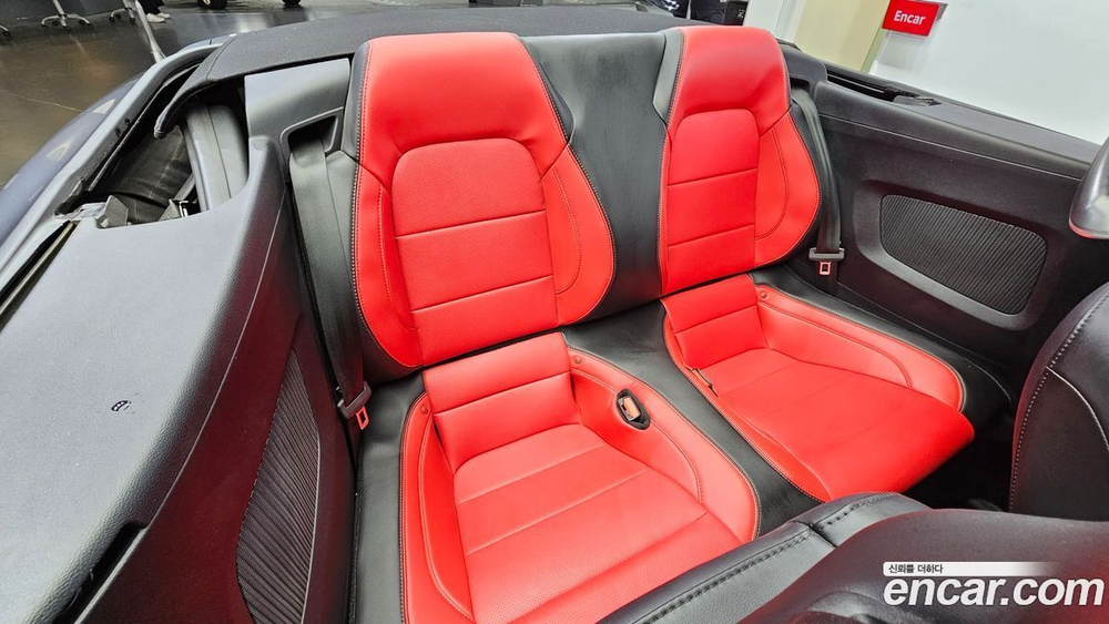 Ford Mustang Convertible (07.2022)