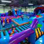 Надувной парк "Поле чудес"