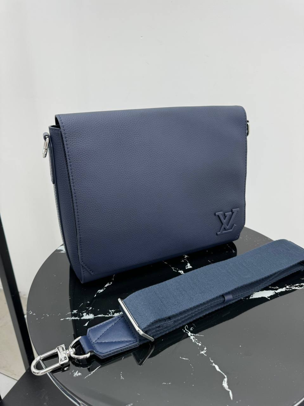 Сумка Louis Vuitton