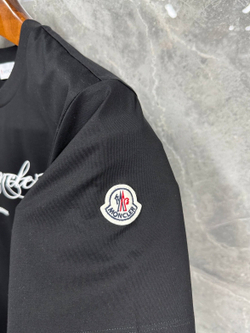 Футболка Moncler