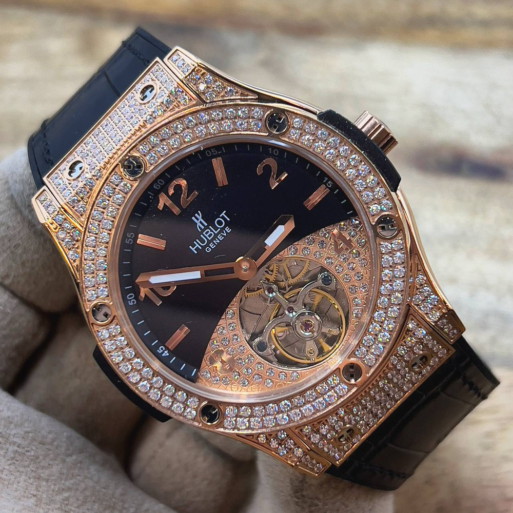 Часы Hublot
