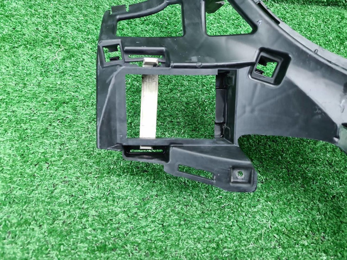 Кронштейн бампера Mercedes GLE c292 (15-19) AMG