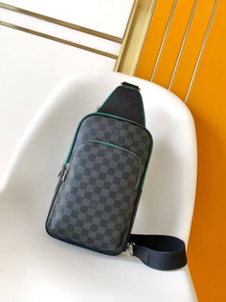 Сумка-слинг Louis Vuitton Avenue