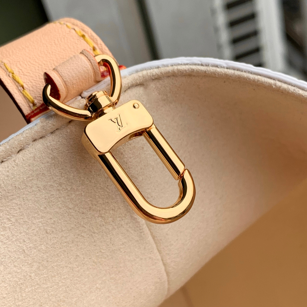 Louis Vuitton All in BB