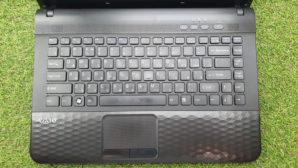 Ноутбук Sony Vaio PCG-61B11V