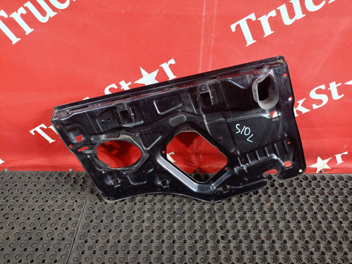 Панель двери левой