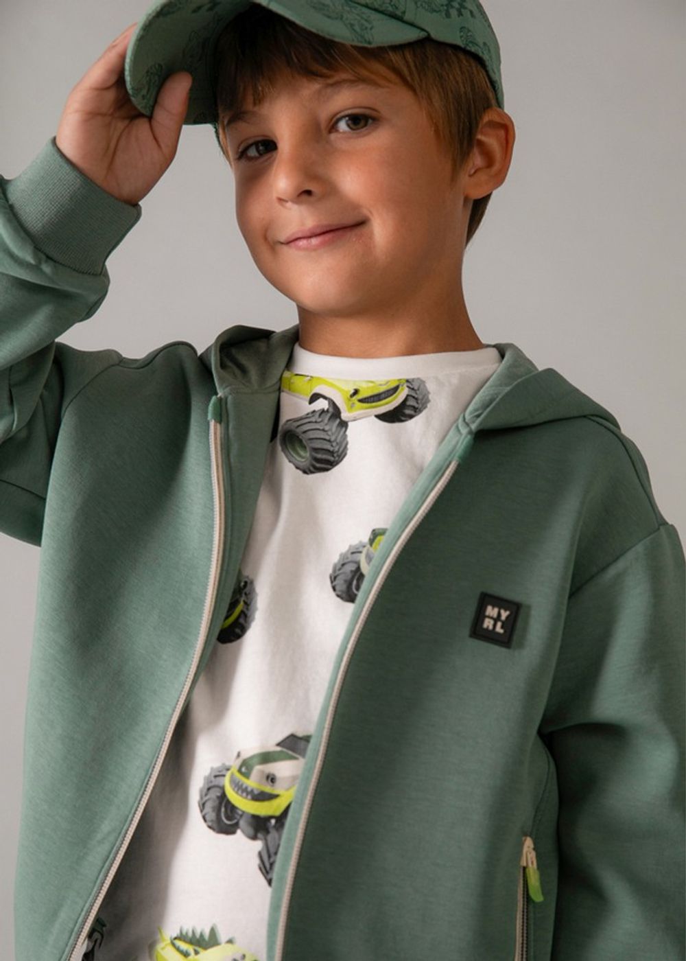 толстовка на молнии