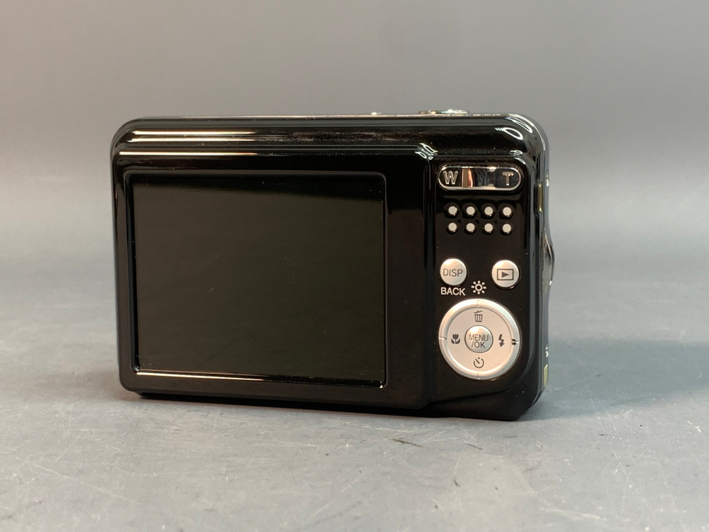 Fujifilm FinePix AV100