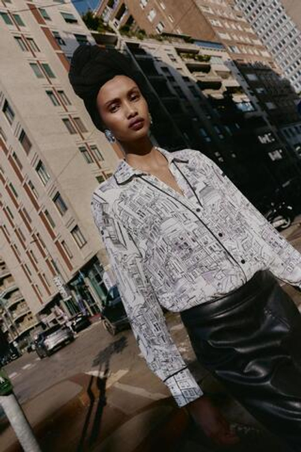 ZARA БЛУЗА С ПРИНТОМ И ОТДЕЛКОЙ КАНТОМ, ЭКРЮ/ЧЕРНЫЙ
