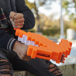 Hasbro Nerf Elite - пусковая установка для арбалета Minecraft Pillager + стрелы F4415