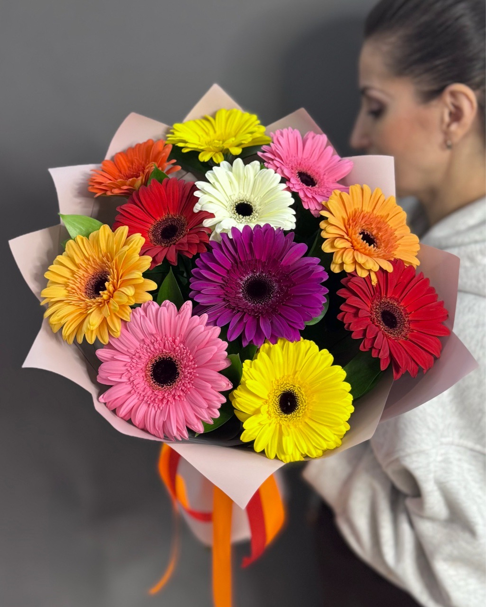 Букет из 11 гербер микс