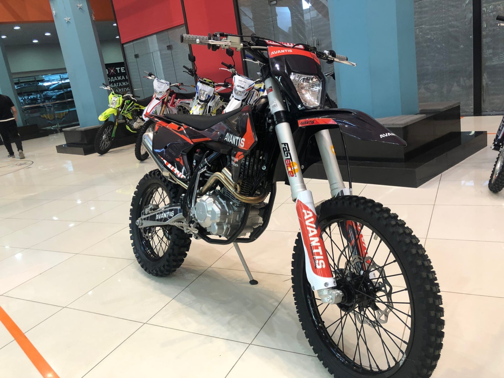 Мотоцикл Avantis Enduro 250 FA 21/18 (ZS172FMM, возд.охл.) 2020 Черный (К)