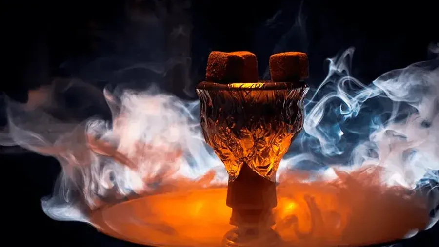 Dlaczego fajka wodna ma gorzki smak?