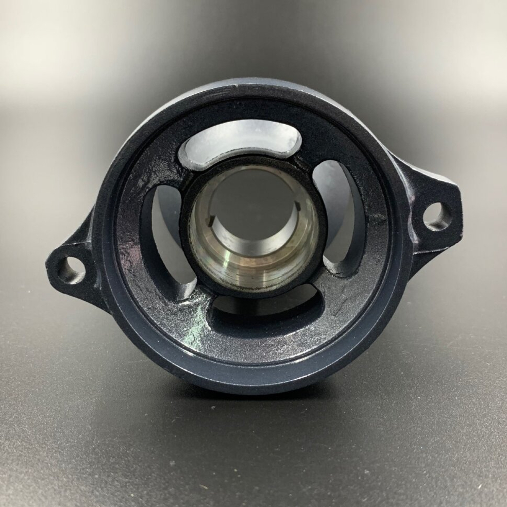 Обойма гребного вала Yamaha 20-25 (Yamaha)