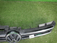 Решетка радиатора VW Touareg 2 NF (2010-2014)