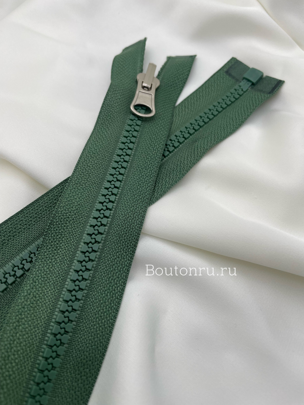 Молния тракторная зеленый с перекидным бегунком