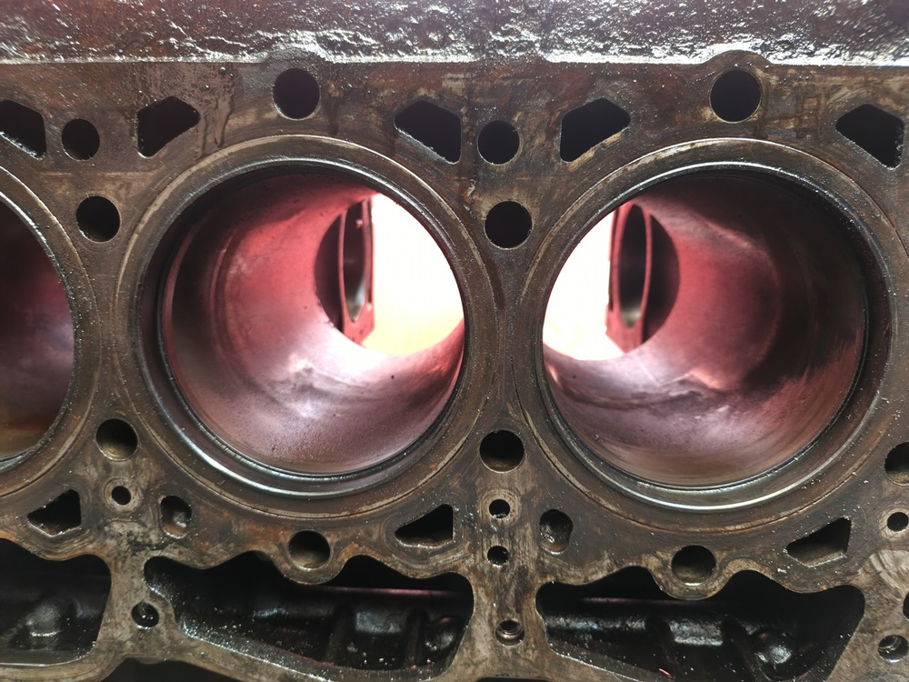 Блок цилиндров двигателя MX340U1 EURO-5