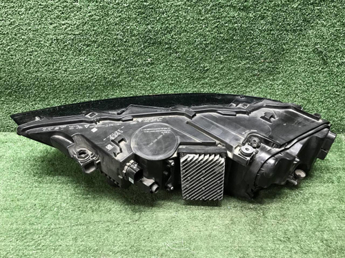 Фара правая Audi Q7 2 (2019-2024) Laser