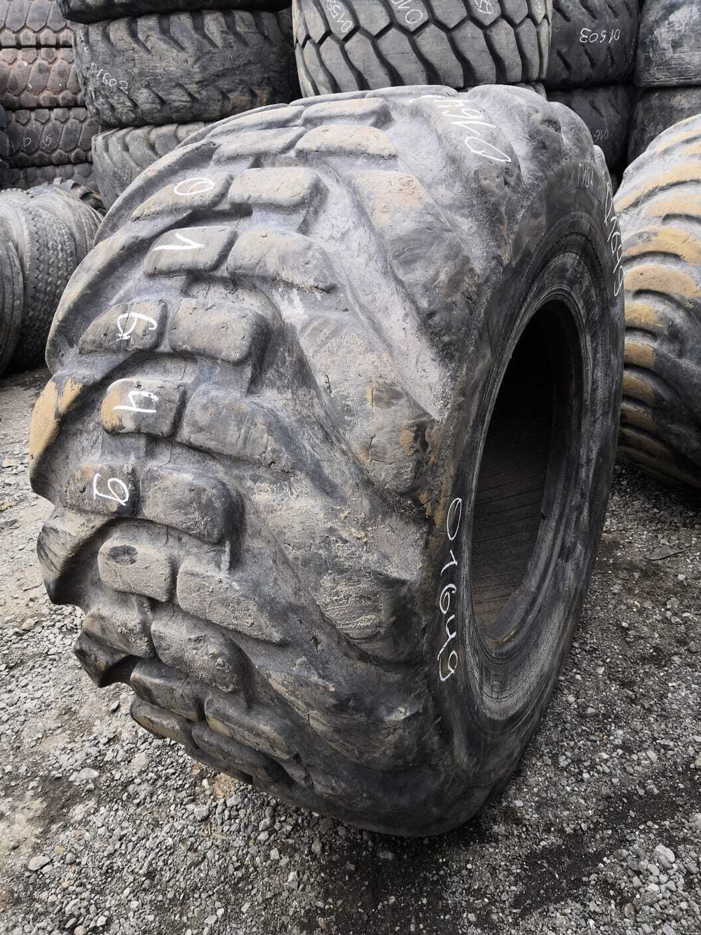 750/55-26.5 Nokian Forest king F2 шина б/у