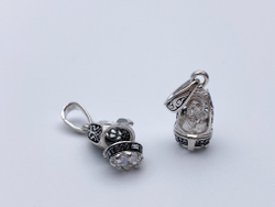 Ладанка из серебра/Чернение/С подвижным ухом/Со вставкой из прозрачного фианита/Казанская БМ