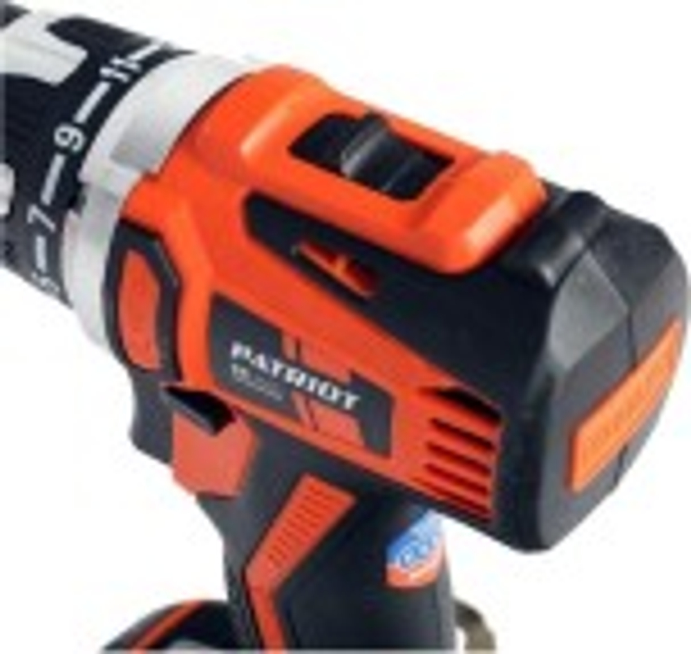 Аккумуляторный шуруповерт PATRIOT BR 210Li бесщеточная 180301550