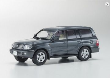 Сборная модель 1/24 Fujimi Toyota Land Cruiser 100 Van VX