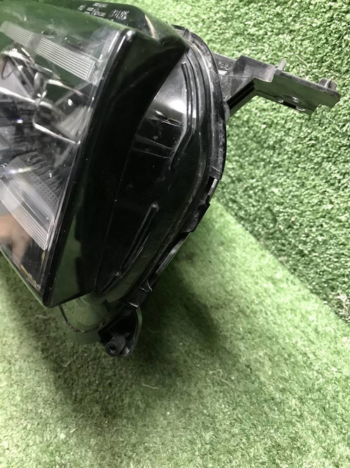 Фара правая Geely Monjaro (2021-н.в.) LED