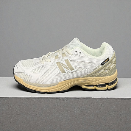 New Balance 1906R • White Cream Beige