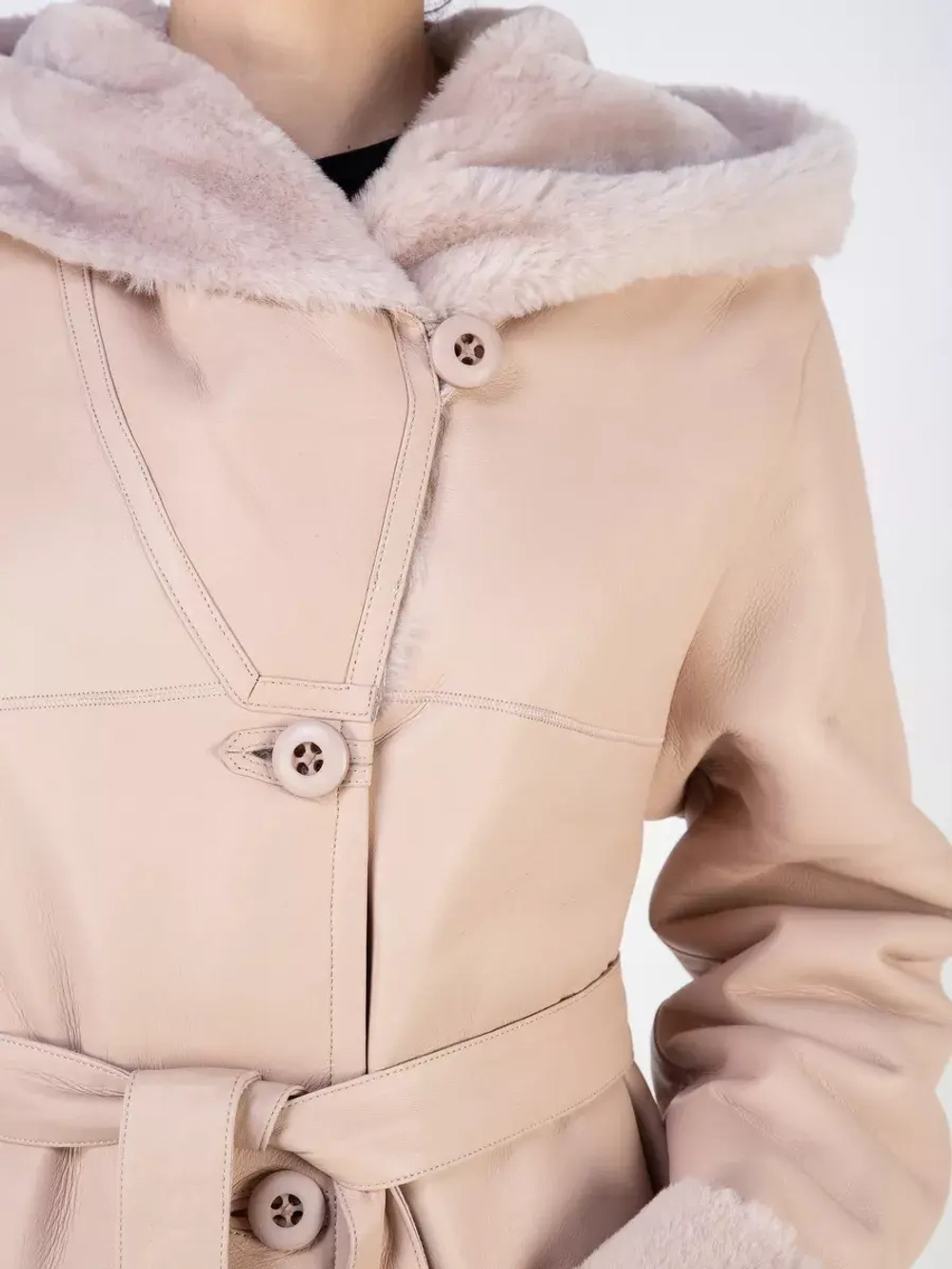 Дубленка зима натуральная с капюшоном длинная