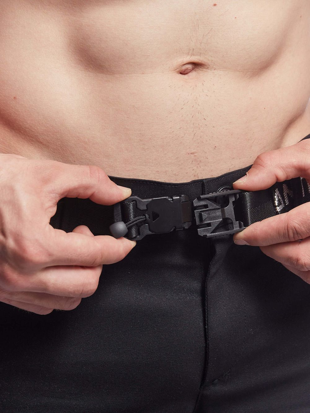 Ремень Antisocial С магнитной пряжкой черный