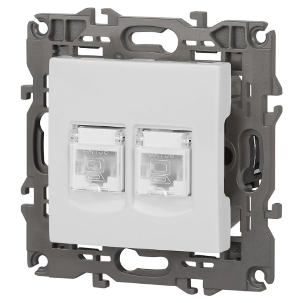 Розетка ЭРА Elegance 14-3108-01 информационная двойная 2хRJ45 IP20 белый