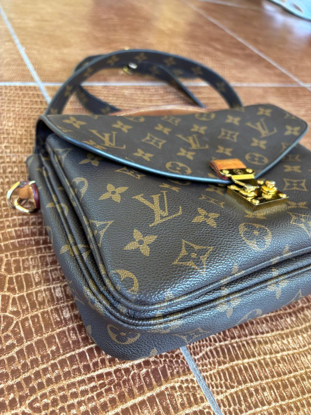 Сумка Louis Vuitton Pochette Metis