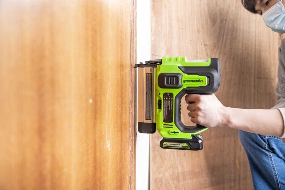 Нейлер аккумуляторный GREENWORKS GD24BN без АКБ и ЗУ 3400707