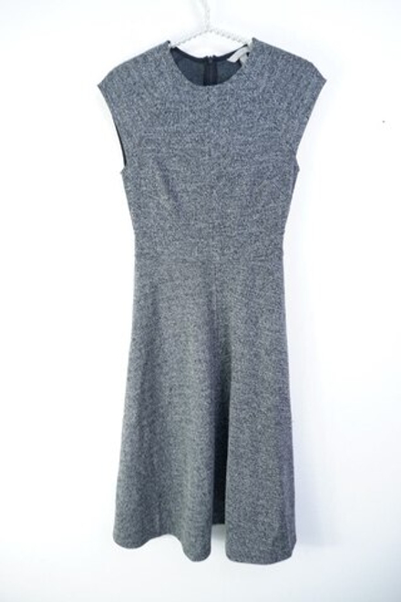 Платье H&M аккуратное 40 размер