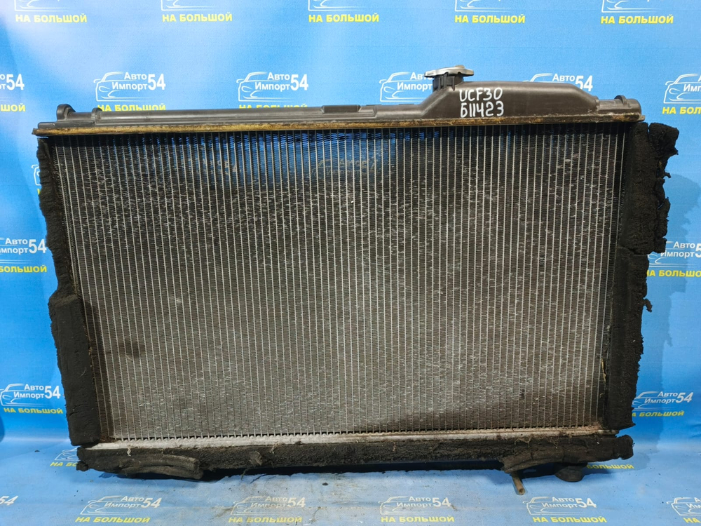 Радиатор двигателя TOYOTA CELSIOR 2000-2006