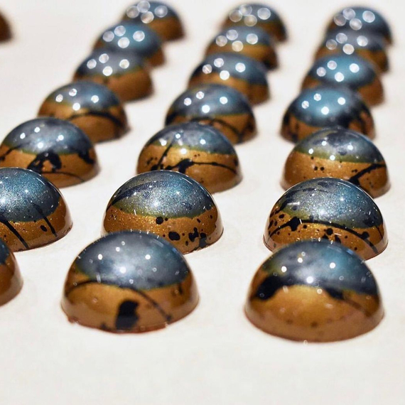 152 | Форма для шоколадных конфет "Полусфера 30мм" (275*175 мм)