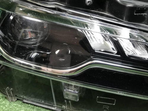 Фара правая Toyota Fortuner 2 (2020-н.в.) LED