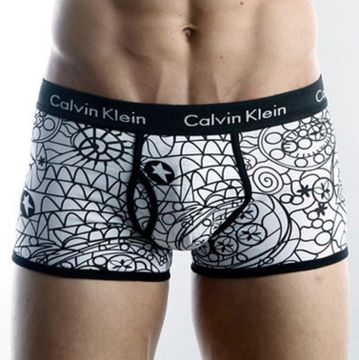 Мужские трусы боксеры Calvin Klein 365 print  Black Painting