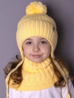 Шапка для девочки осенняя и снуд вязаные