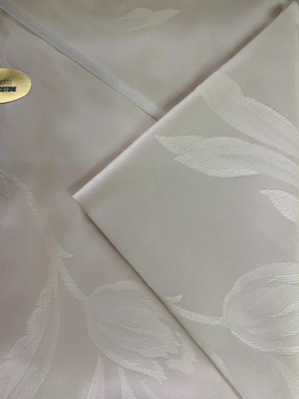 Скатерть 150х180 и 6 салфеток EmilioGatti Tulipan светло-бежевые