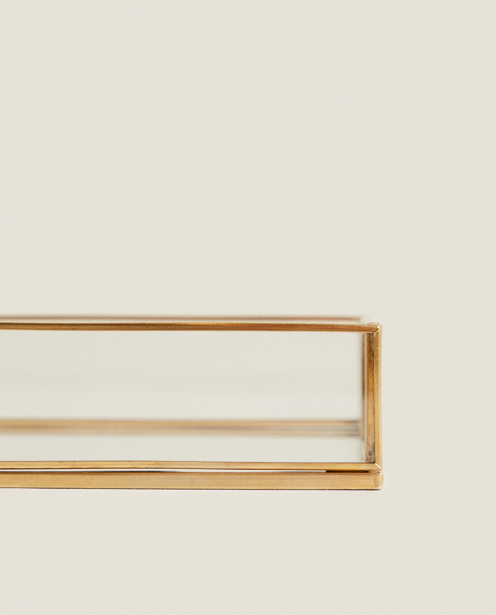 Zara Home Поднос из стекла, цвет золотой, 28 см