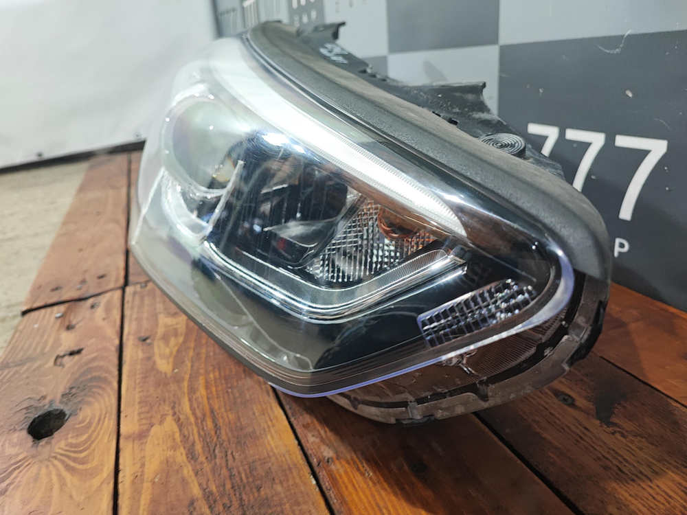Фара правая ксенон Hyundai Santa Fe 3 (DM) 15-18 Б/У Оригинал 921022W600