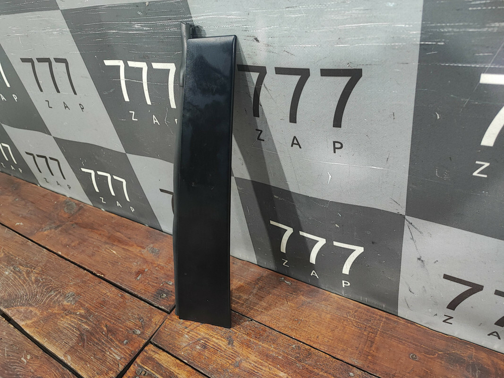 Накладка двери задней левой Toyota Camry (XV70) 17-нв Б/У Оригинал 7576233090