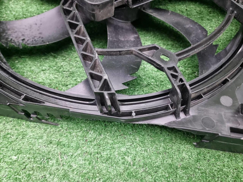 Диффузор с вентилятором Toyota Camry XV70 (17-нв)