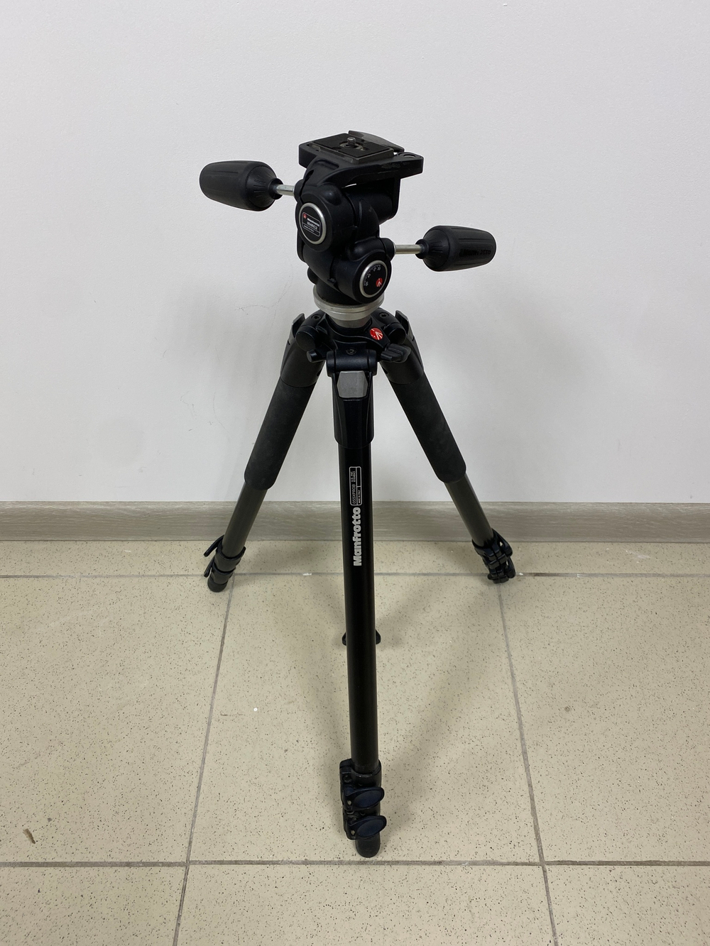 Manfrotto 055XPROB + Manfrotto 804RC2