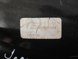 Защита антигравийная Jeep Grand Cherokee (WK2)  Б/У Оригинал 68187867AC