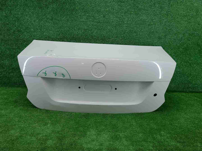 Крышка багажника VW Polo Sedan (2010-2015)