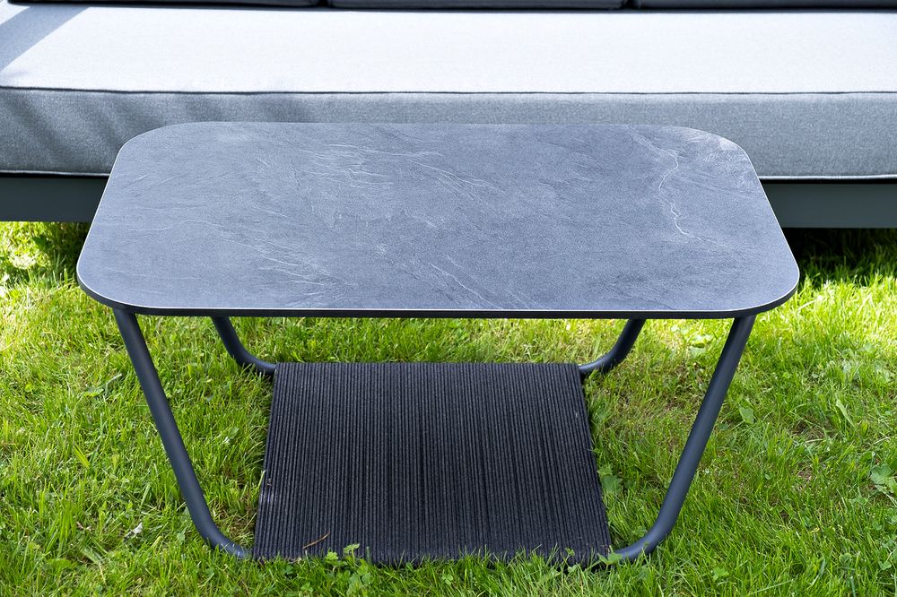 "Гранада" лаунж-зона из алюминия со столиком из HPL